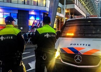 Champions League: Circa 180 tifosi del Napoli arrestati nel centro di Eindhoven