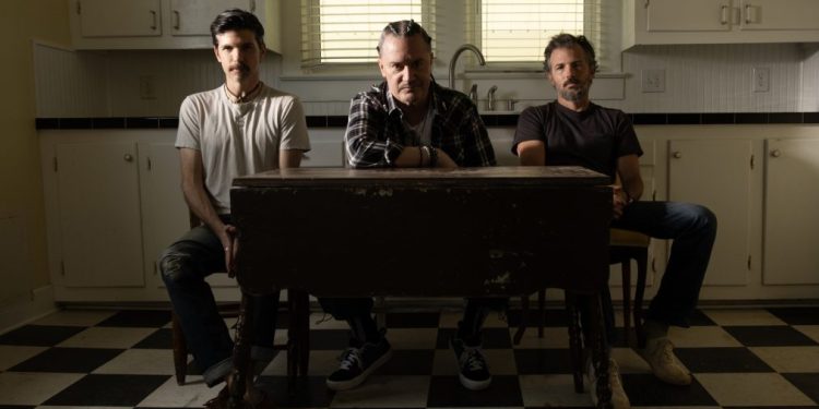 Faith no More: il nuovo progetto Folk di Mike Patton, disponibile il primo singolo “Eternal Love”