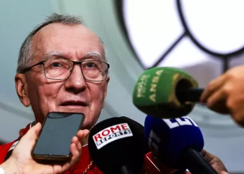 Parolin, coloni israeliani contro cristiani in Medio Oriente, ‘inaccettabile’
