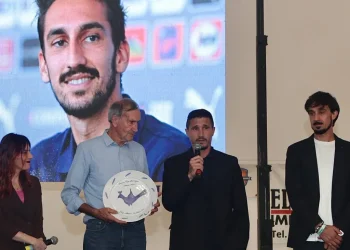 Pisacane ricorda Astori, tanta emozione ai Premi Ussi
