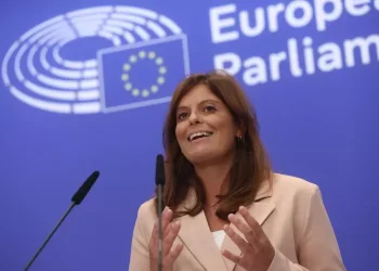 L’Eurocamera approva l’immunità a Ilaria Salis, salva per un solo voto