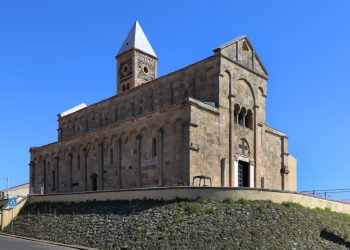 Othos, il viaggio nel tempo di Santa Giusta: tra rievocazioni, archeologia e sapori della laguna