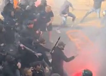 Scontro fra tifosi di Verona e Pisa, guerriglia urbana in mattinata