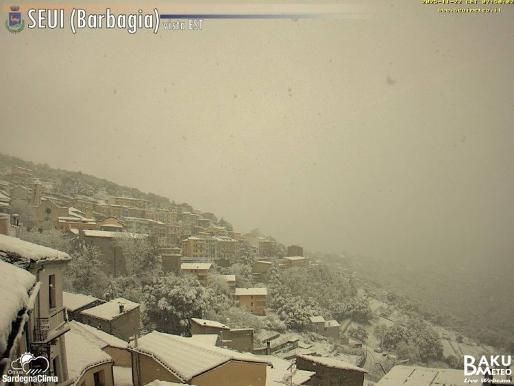 Copiosa nevicata in Sardegna, 50cm sulle cime del Gennargentu e 20 nei paesi