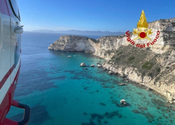 Donna scomparsa a Cagliari, proseguono le ricerche con droni e unità cinofile: trovato zaino