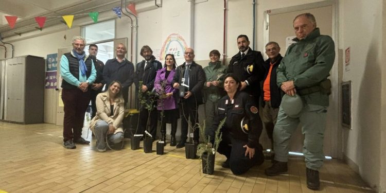 A Uta l’albero di Falcone: per i bambini e le bambine la Giornata dell’albero diventa lezione di legalità