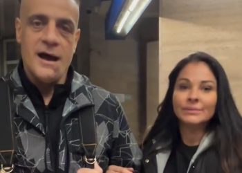 Simone Cicalone picchiato in metro a Roma: difeso dalla wrestler Cagliaritana Angelika Ko