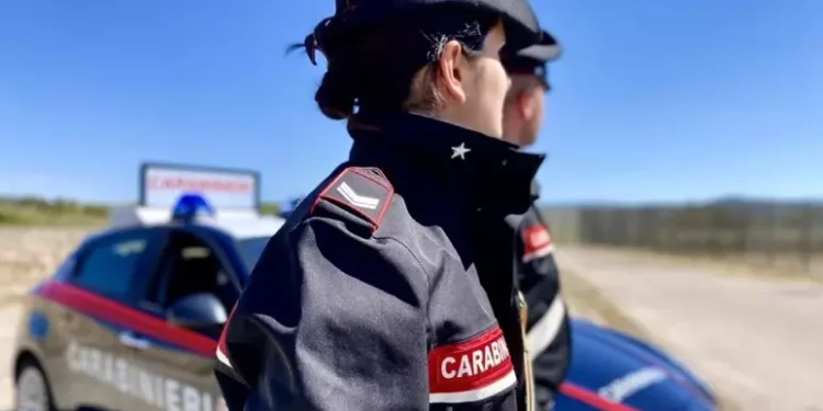 Schiaffi alla compagna, un arresto a Laconi