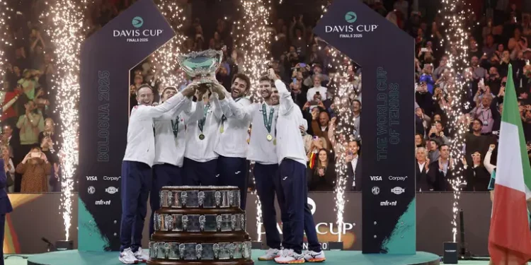 Il cielo è azzurro sopra Bologna: l’Italia vince la Coppa Davis per la terza volta consecutiva