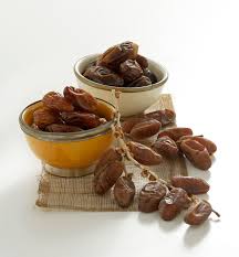 Datteri israeliani: no grazie. In Italia i supermercati li vendono: come riconoscerli?