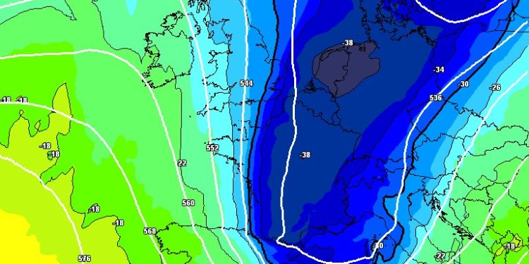 Maltempo, in arrivo un ondata di freddo intenso: arriva la prima neve in Sardegna