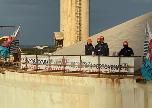 Lavoratori sulla silos, solidarietà della Cgil che lancia appello al Ministro Piantedosi