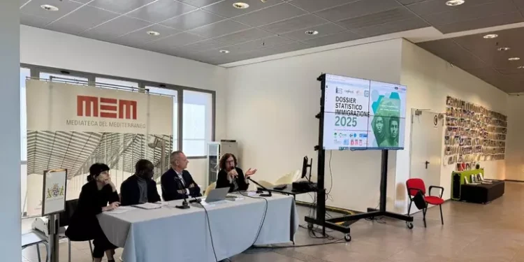 In 15 anni raddoppiati gli stranieri presenti nell’Isola