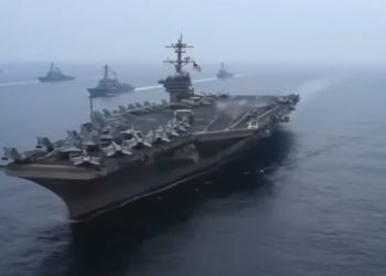 Venezuela, la maxi nave da guerra di Trump in viaggio verso i Caraibi. Arriva il monito della Russia