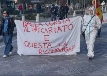 Oss in marcia a Cagliari per chiedere la stabilizzazione