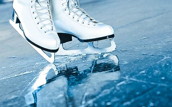 A Sassari c’è già aria di Natale: domenica inaugura la pista di ghiaccio in piazza d’Italia