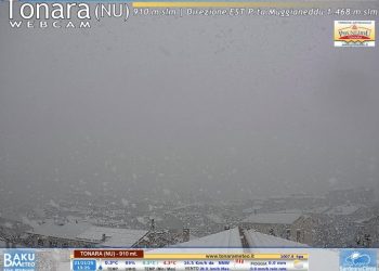 Prima neve della stagione sulla Sardegna, le immagini