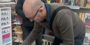 “La Spiga nell’Occhio”, successo della presentazione del libro alla Mondadori dei Mulini
