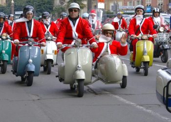 “Babbo Natale in Vespa” torna a Cagliari sabato 20 e domenica 21 dicembre