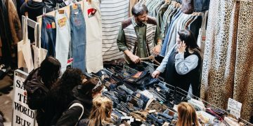 Il Natale di East Market tra regali vintage e stravaganti addobbi