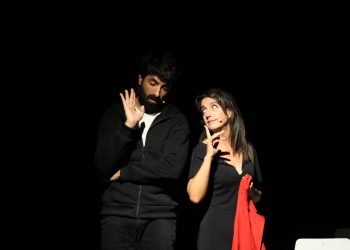 A Villaspeciosa lo spettacolo “FRAGILE… maneggiare con cura” di Anfiteatro Sud