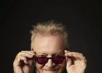 ‘Gloria’, la celebre hit di Umberto Tozzi diventerà un musical