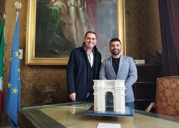 Cagliari, Porta Cristina riprodotta con 2.200 mattoncini