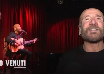 Il concerto di Mario Venuti al Bflat di Cagliari