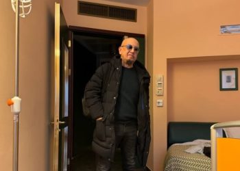 Enrico Ruggeri è stato operato: “Evito la foto dal letto d’ospedale, ora comincia il silenzio obbligato”   continua su: https://www.fanpage.it/cultura/enrico-ruggeri-si-e-operato-evito-la-foto-dal-letto-dospedale-ora-comincia-il-silenzio-obbligato/ https://www.fanpage.it/