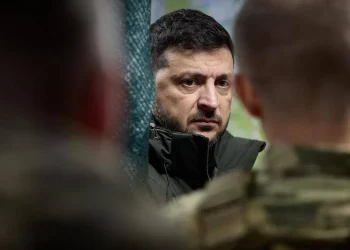 Ucraina, le elezioni e il sondaggio: Zelensky rischia la sconfitta