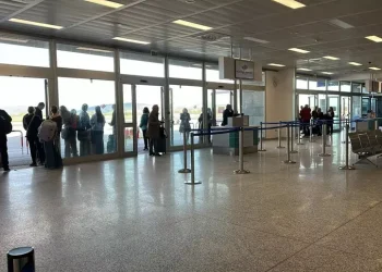 Allarme all’aeroporto di Alghero per uno spray urticante, evacuata la sala partenze