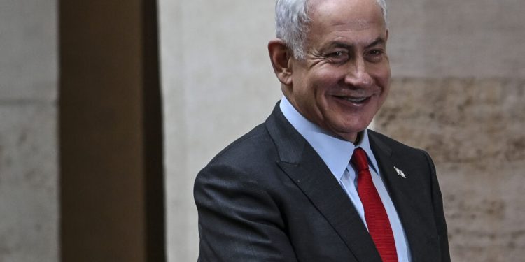 Intanto Israele continua ad espandersi in Cisgiordania. Illegalmente