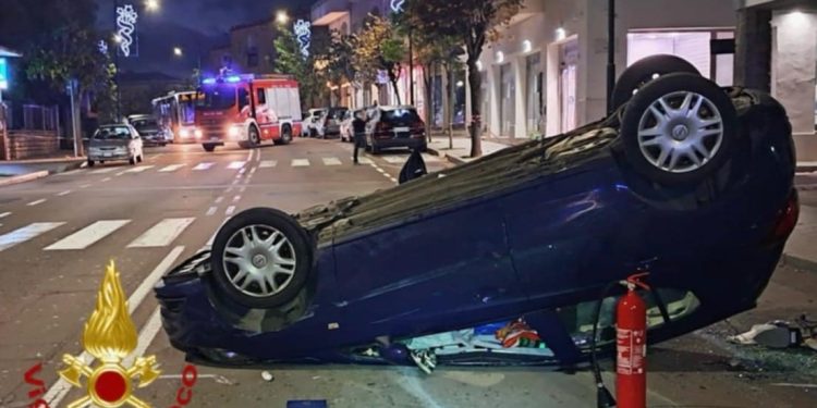 Gravissimo incidente a Olbia: due persone incastrate tra le lamiere