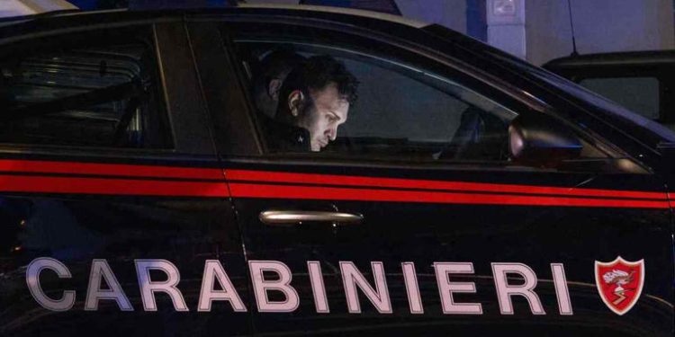 Clan Senese, 14 arresti a Roma: nell’inchiesta emerge la reazione violenta dei Di Lauro