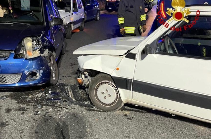 Nuoro, grave incidente alle porte della città: 4 feriti