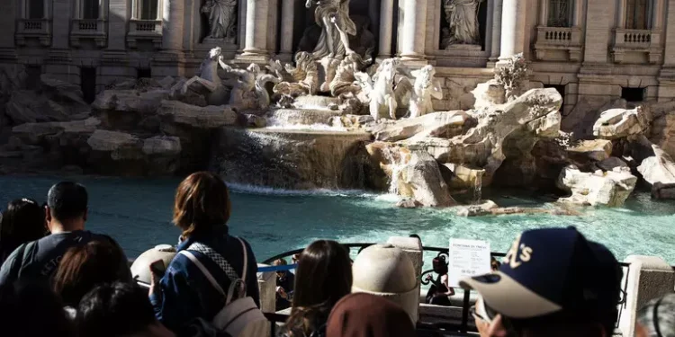 Gualtieri, dal 1 febbraio a Fontana di Trevi ticket di 2 euro per i turisti