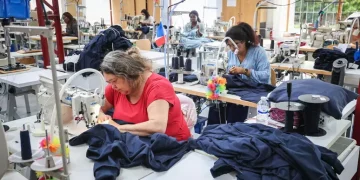 Istat, produzione industriale -1% a ottobre, cresce solo l’energia