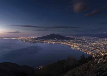 Buon compleanno Napoli: maratona dall’alba al tramonto per i 2500 anni della città
