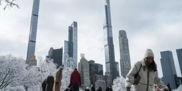 Allerta maltempo in Usa, a New York attesa la nevicata più copiosa dal 2022