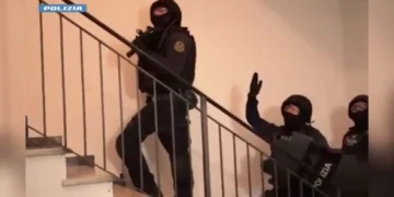 Milano: terrorismo e traffico d’armi, altri arresti tra la rete criminale turca in Italia