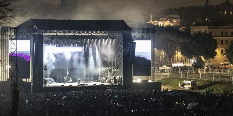 Concertone al Circo Massimo, i big per il capodanno di Roma