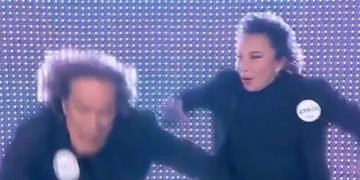 I Ricchi e Poveri cadono (entrambi) a Domenica In. L’inciampo è virale