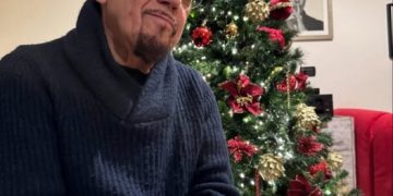 Enrico Ruggeri parla della sua salute: “L’intervento chirurgico è riuscito perfettamente”