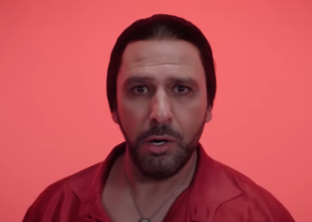 Zalone batte Zalone: Buen Camino fa 5,6 milioni in un solo giorno