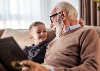 Via libera al disegno di legge sull’invecchiamento attivo. La presidente Todde: “Anziani risorsa centrale della nostra comunità”