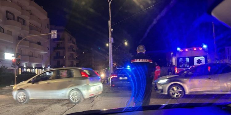 Cagliari, gravissimo incidente al Poetto: donna investita