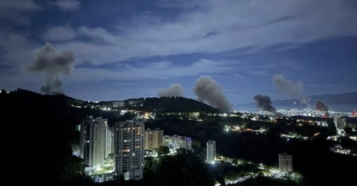 Venezuela, aerei ed elicotteri Usa bombardano Caracas: gli yankee esportano democrazia