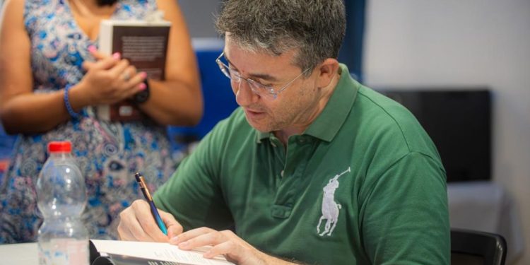 Speciale “Dietro le pagine – Festival Letterario Neanche gli Dei”: Stefano Piroddi