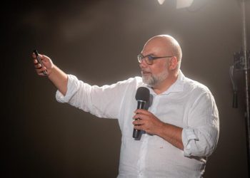 Speciale “Dietro le pagine – Festival Letterario Neanche gli Dei”: Armando Rossi