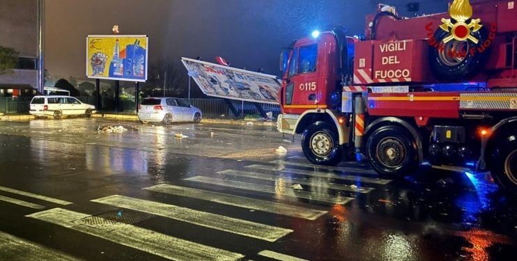 Ciclone Harry, il Sud Italia al centro della burrasca: in Sicilia, Calabria e Sardegna scuole chiuse e persone evacuate